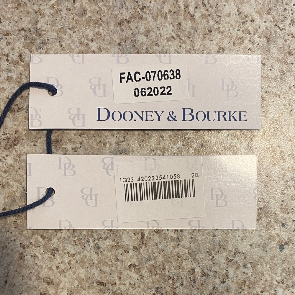 NWT Disney Dooney & Bourke Wallet - Picture 2 of 13